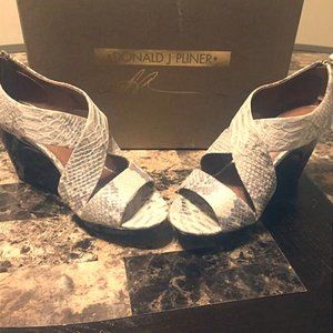 Donald Pliner Wedged Heel Sandals